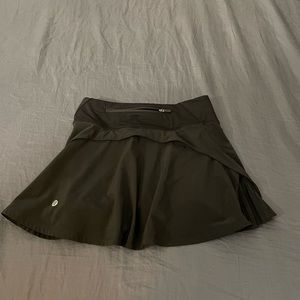 Play Off the Pleats Mid-Rise Skirt (lululemon tennis skirt)